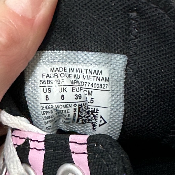 Women’s Converse All Star size 8 - Picture 8 of 9